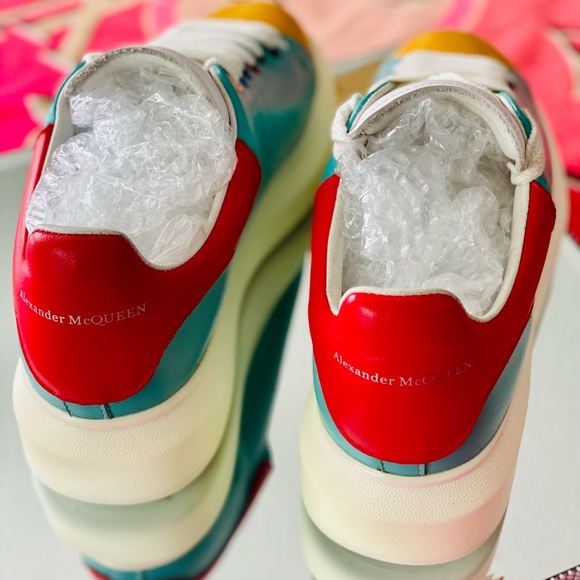 Alexander McQueen Host Pick β₯οΈ Authentic - Picture 6 of 13